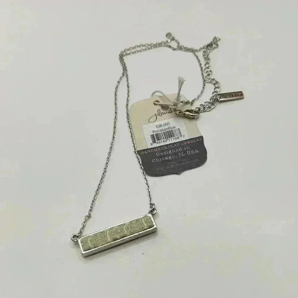 Jil Zarah Signed Clay Dainty Silvertone Porcelain blue horizontal Bar Necklace - Picture 4 of 4